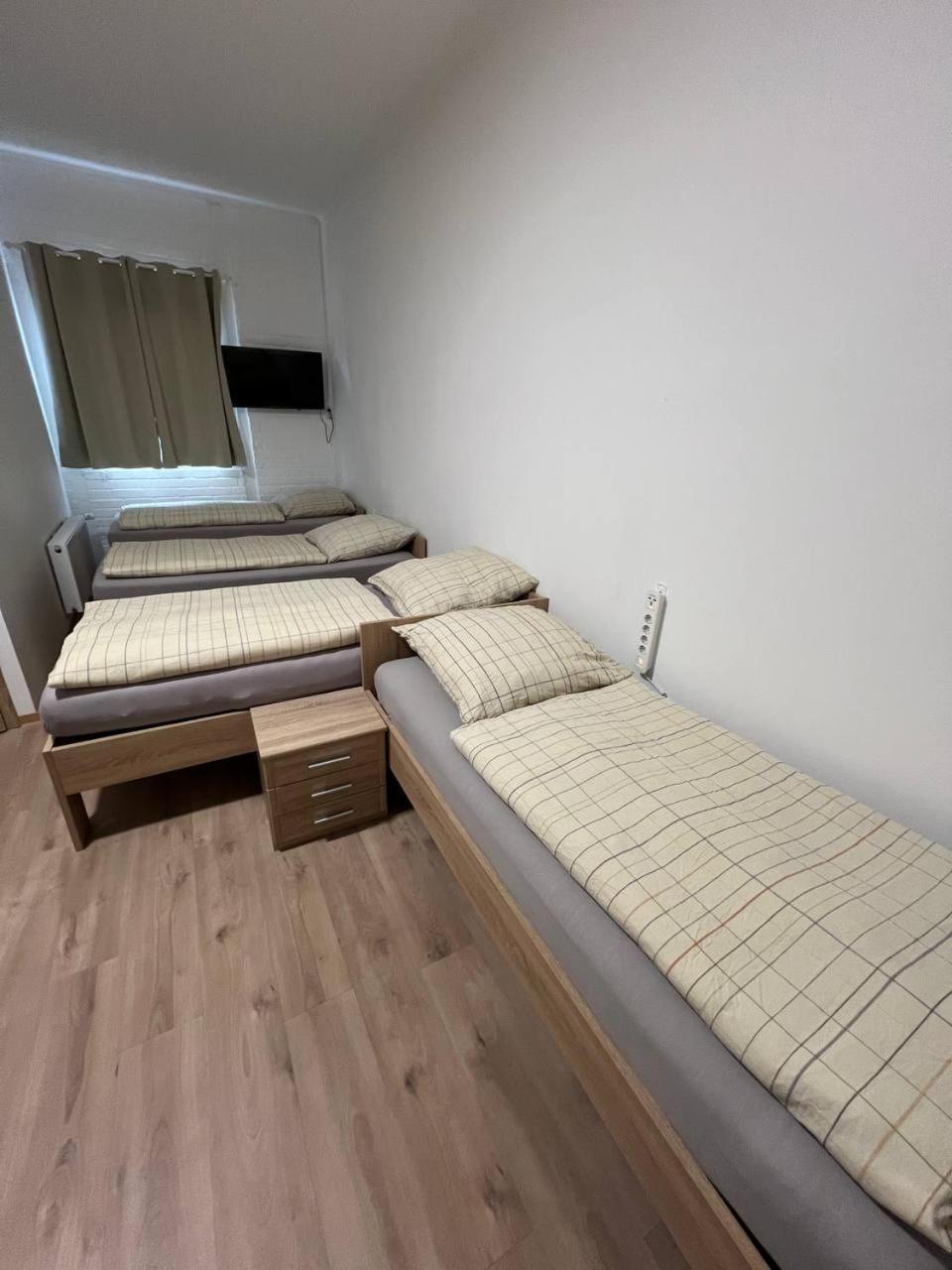 Messe Und Monteurzimmer 센드 외부 사진