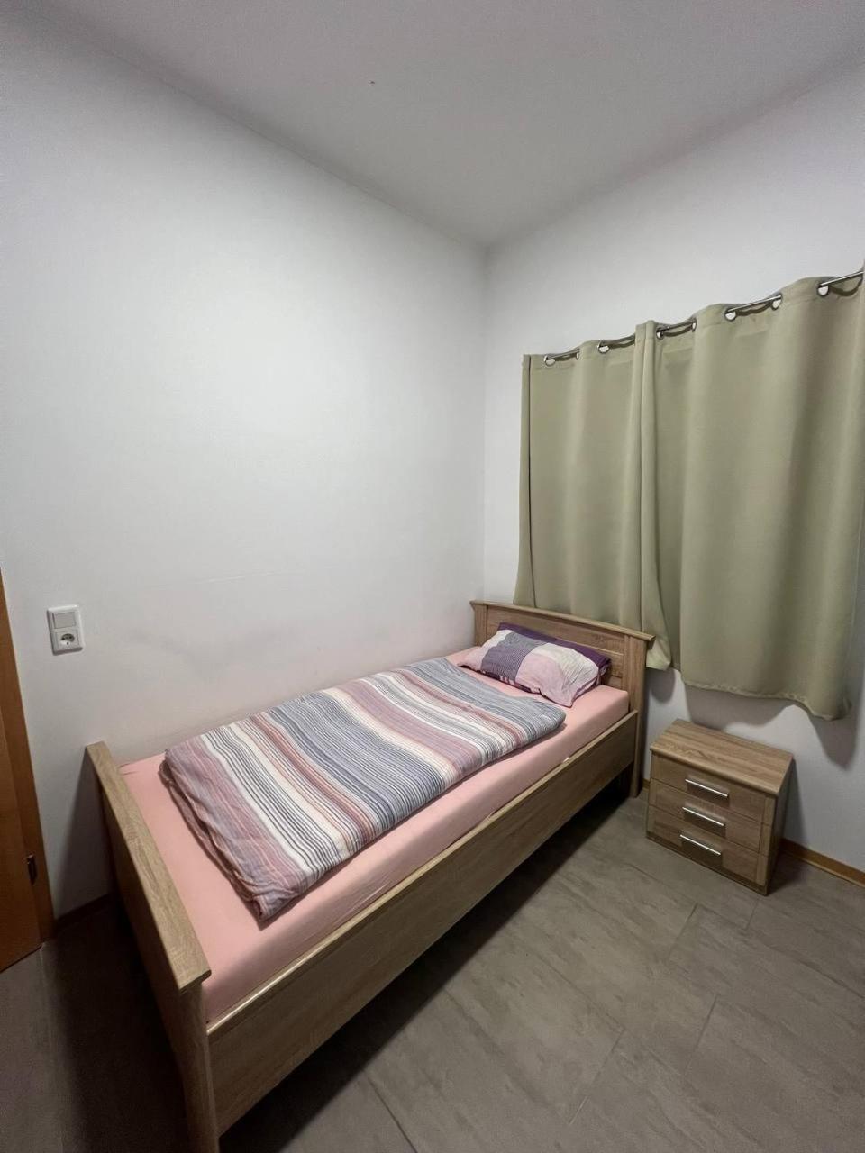 Messe Und Monteurzimmer 센드 외부 사진