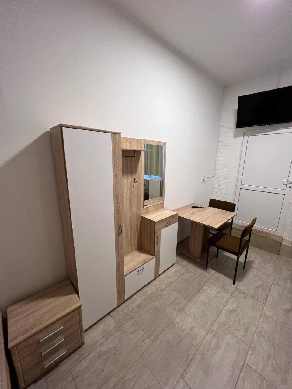 Messe Und Monteurzimmer 센드 외부 사진
